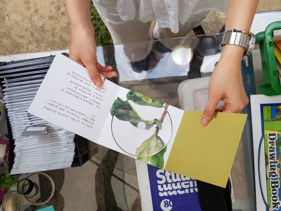 Expo-CD-album-inhand